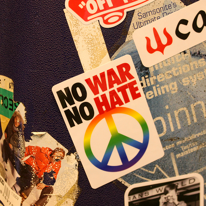 NO WAR NO HATE